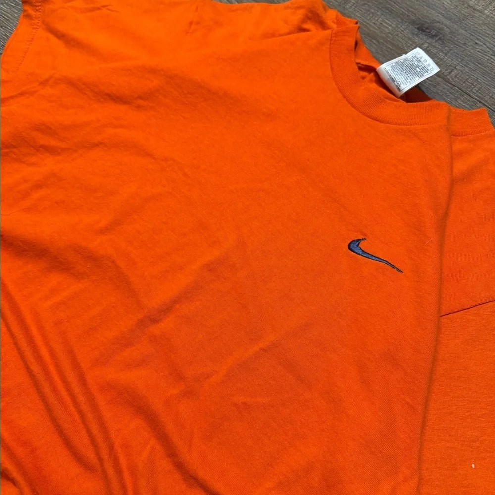VTG ‘90s Nike T shirt‎